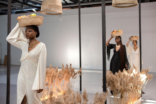 Quels exercices pratiquer pour renforcer et tonifier les bras sans équipement?